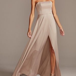 Satin strapless dress!!